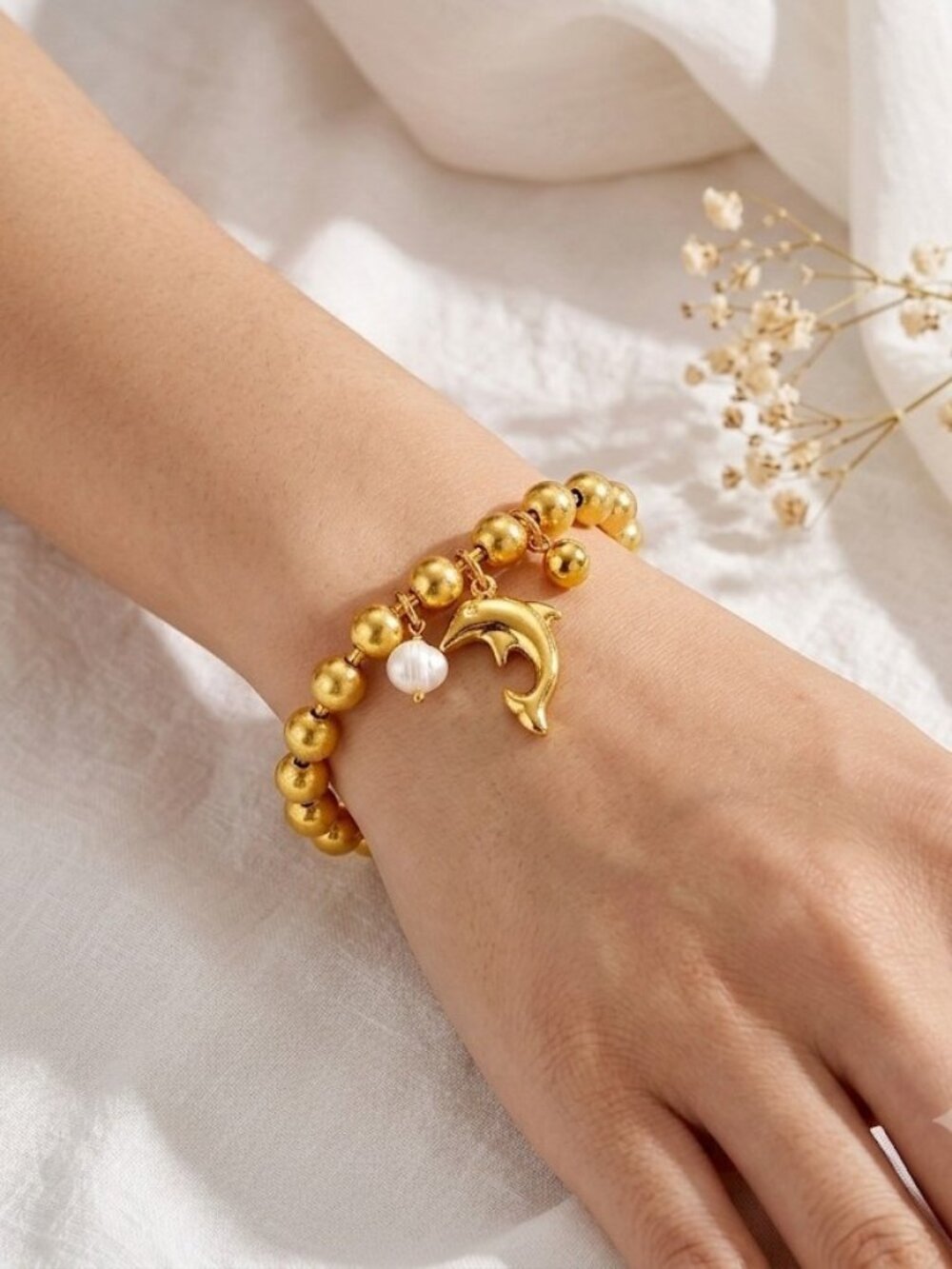 Gold Dolphin Charm Beaded Bracelet Pearl Accent Ocean Jewelry Trendy Coast